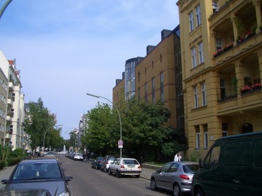 enlarge