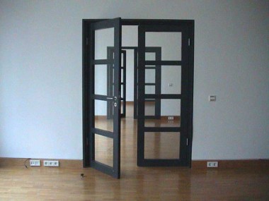 enlarge